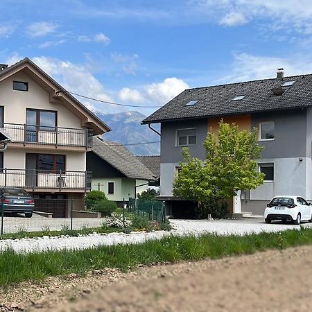Lesnavesna Designer Apartment With A Garden Visoko  Exteriör bild
